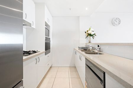 Furnished Apartment with Ocean Views - Photo 3