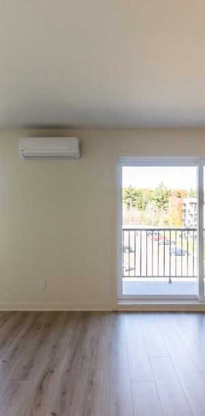 Logement 5 1/2 - 1er mai 2026 - Photo 1