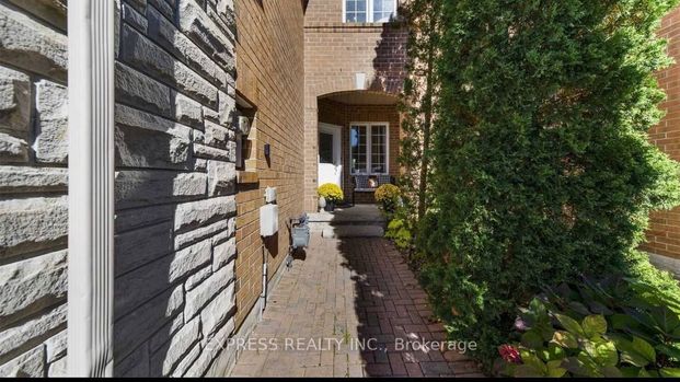 For Lease - 40 Firwood Drive, Richmond Hill, Ontario - Photo 1