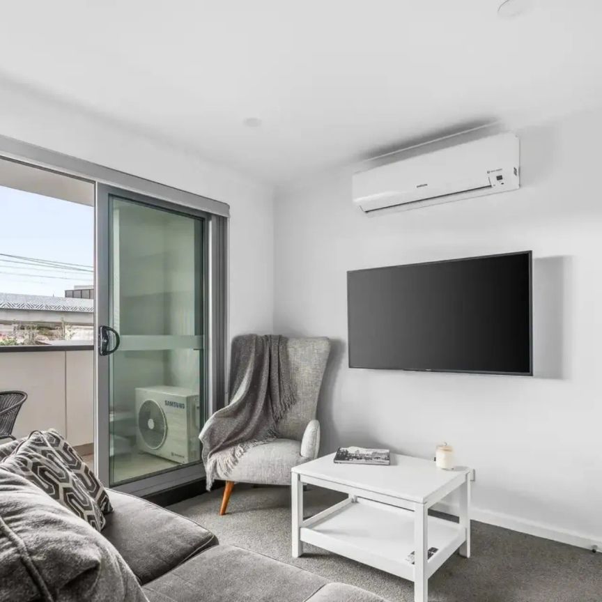 Modern Living in Prime Preston Location - Photo 1