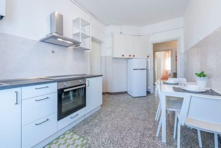 Via Adele Martignoni, Milan, Lombardy 20124 - Photo 2