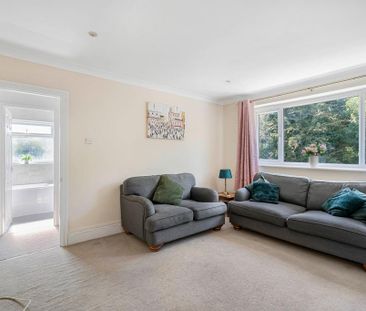 2 bedroom maisonette to rent - Photo 3