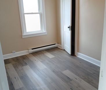 For Lease - 10 Beech Street Unit# Upper Unit, St. Catharines, Ontario - Photo 3