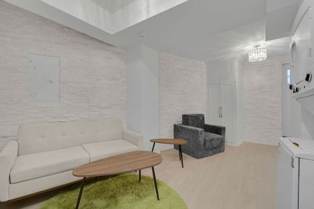 For Lease - 66 Silverthorn Avenue Unit# Lower, Toronto, Ontario - Photo 2