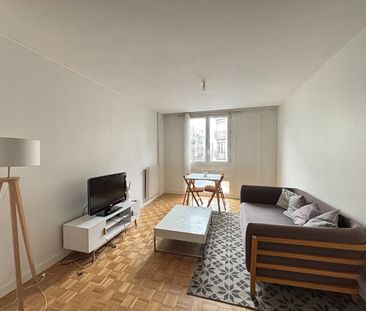 APPARTEMENT MEUBLÉ 39.18M² - SECTEUR CERES - Photo 1