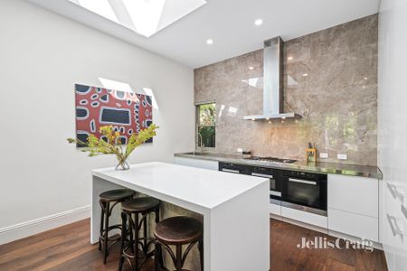 27 Tivoli Pl, South Yarra - Photo 4