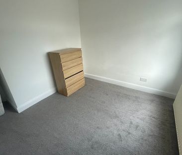 3 Bed Terraced House, Northcote Road, CR0 - Photo 3