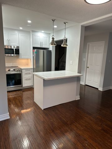 For Lease - 2004 Glenada Crescent Unit# 4, Oakville, Ontario - Photo 5