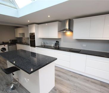 2 bedroom detached house to rent - Photo 4