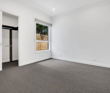 Brand New Luxury Home - Photo 5