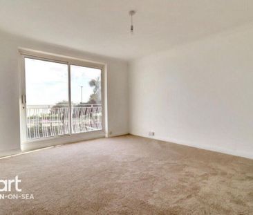 3 bedroom flat to rent - Photo 4