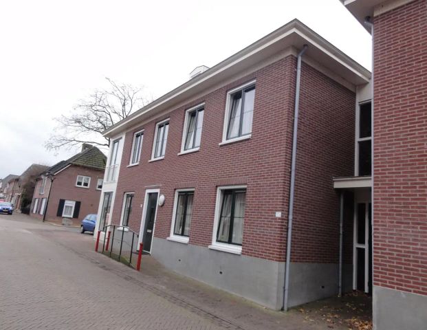 Appartement au rez-de-chaussée Grotestraat 77, Gendringen - À louer - Foto 1