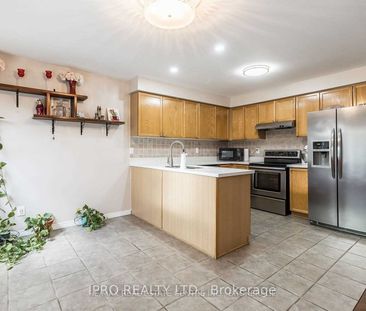 For Lease - 40 Muirland Crescent, Brampton, Ontario - Photo 6