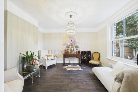 5 bedroom detached house to rent - Photo 3