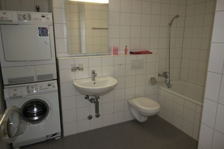 SUPERB 4.5-ROOM APARTMENT / SEHR SCHÖNE 4.5-ZIMMER-WOHNUNG - Photo 5