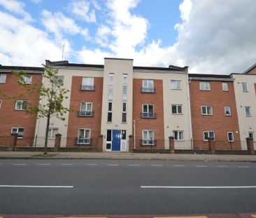 2 Bed Flat, Stretford Road, M15 - Photo 1