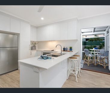 36A Nix Street, West End QLD 4810 - House For Rent | Domain - Photo 3