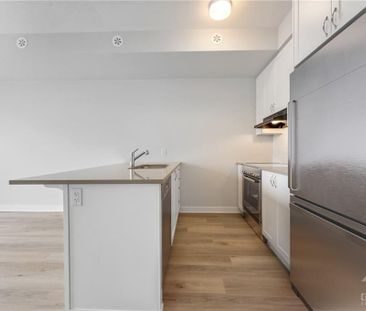 For Lease - 808 Mishi Private, Manor Park - Cardinal Glen and Area,... - Photo 5