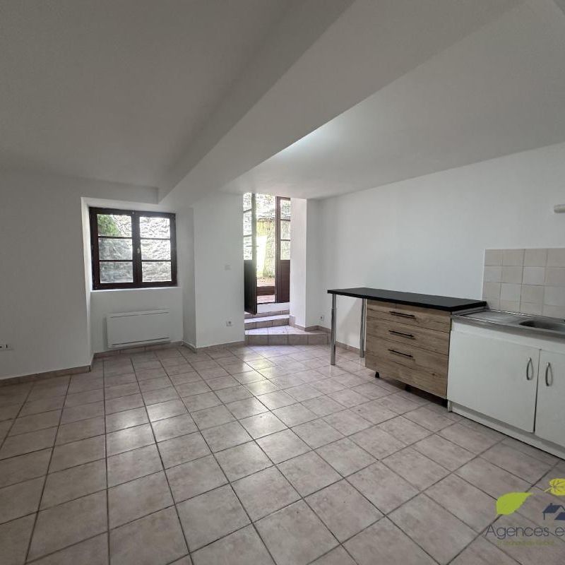 Location Appartement 2 pièces 35m² ST LEONARD DE NOBLAT 87400 - Photo 1