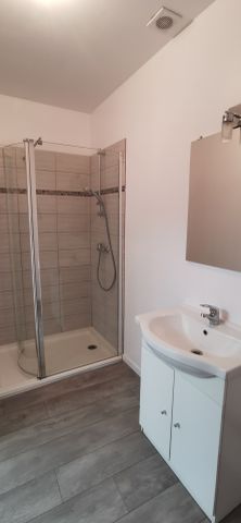 2 mn de la gare APPARTEMENT TYPE 2 MEUBLÉ chauffage compris - Photo 2