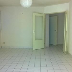 Location Appartement 2 pièces 50m² MONTPELLIER 34090 - Photo 3