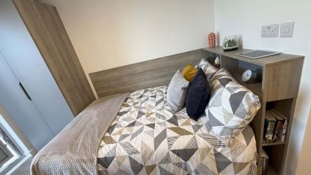 Standard Ensuite - Photo 5