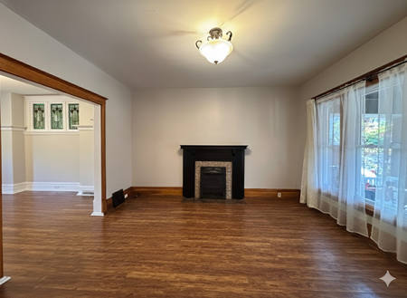 $1,999 / 2 br / 1 ba / 21 Barnesdale ave S - Photo 3