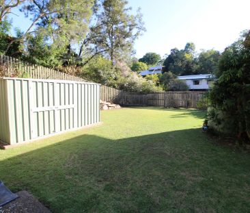 FULLY REFURBISHED, FAMILY HOME - Photo 6