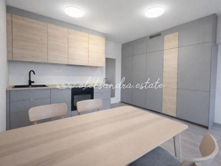 Pronájem bytu 1+kk 32 m2 - Fotografie 2