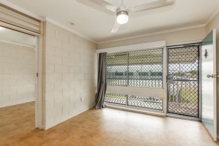 1/115 Mooney Street, Gulliver - Photo 3