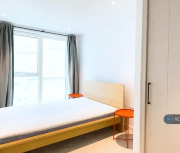 1 bedroom flat to rent - Photo 6