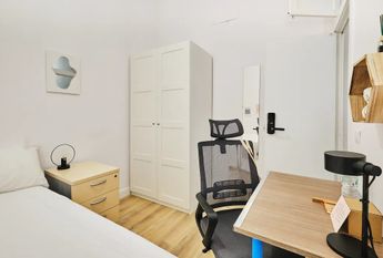 Carrer de la Mercè, Barcelona, Catalonia 08002