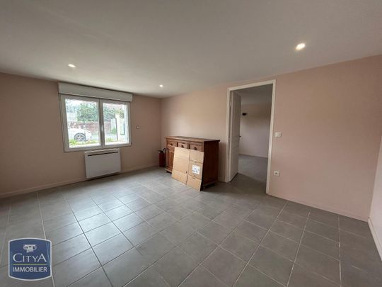 Location Appartement 3 pièces 99m² NEUVILLE ST REMY 59554 - Photo 1