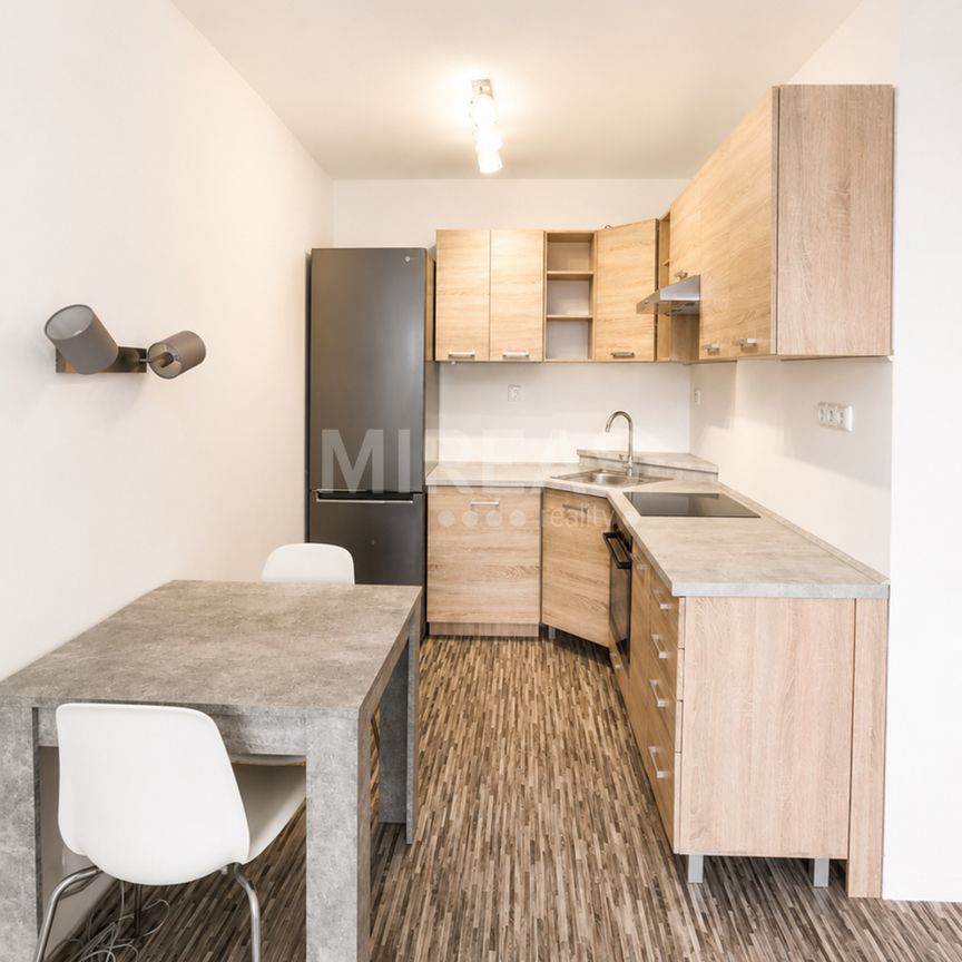 Pronájem bytu 2+kk 41 m² - Фото 1
