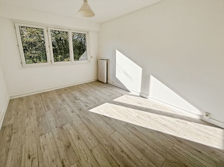 Location appartement 3 pièces, 62.19m², Évry-Courcouronnes - Photo 2
