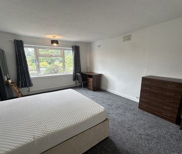 Queens Road, NG9 - Photo 1