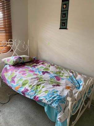 Altona Meadows - Photo 1