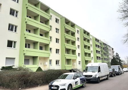 Erstbezug nach Sanierung 4-Zimmer-Wohnung mit Balkon und Lift - Foto 4