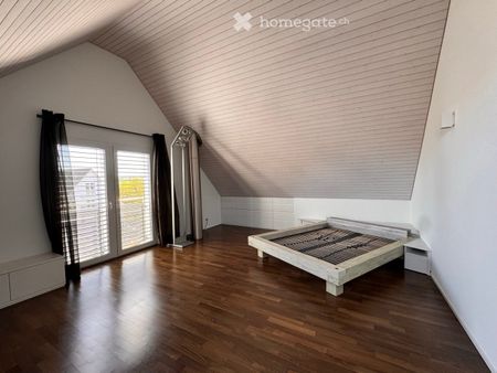 Grosszügige 4.5 Zimmer Maisonette Dachwohnung – 151 m², 2 Balkone & viel Tageslicht - Foto 4
