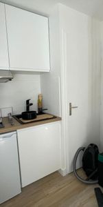 Location Appartement 1 pièce Meublé 23m² LA ROCHELLE 17000 - Photo 3