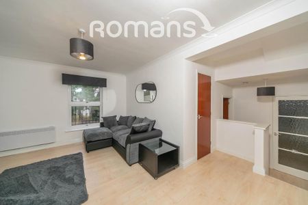 2 bedroom flat to rent - Photo 2