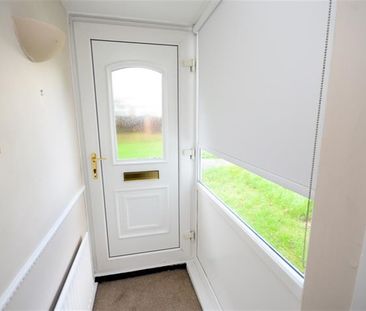 2 bed flat to rent in Lichfield Way, Fellgate, NE32 - Photo 1