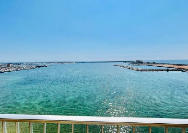 Welcome to your dream Apartment in Torrevieja with sea views!