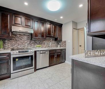 For Lease - 14 Grenbeck Drive, Toronto, Ontario - Photo 3