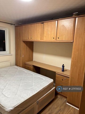 3 bedroom maisonette to rent - Photo 3