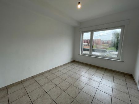 NINOVE - Gerenoveerd appartement vlakbij het centrum. - Foto 2