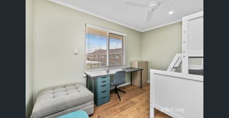 Two Bedroom Flat in Williamstown - Photo 3