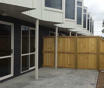 Fully furnished studio units are now ready for tenants, power, gas ... - Photo 1