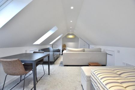 Studio to rent - Photo 4