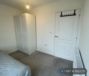 4 bedroom terraced house to rent - Photo 5